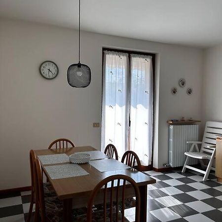 Near Town Centre And Lake - Le Colombe Бардолино Екстериор снимка